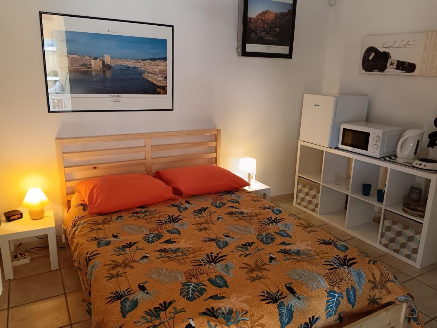 Chambre Privee Avec Piscine Marseille Exteriör bild